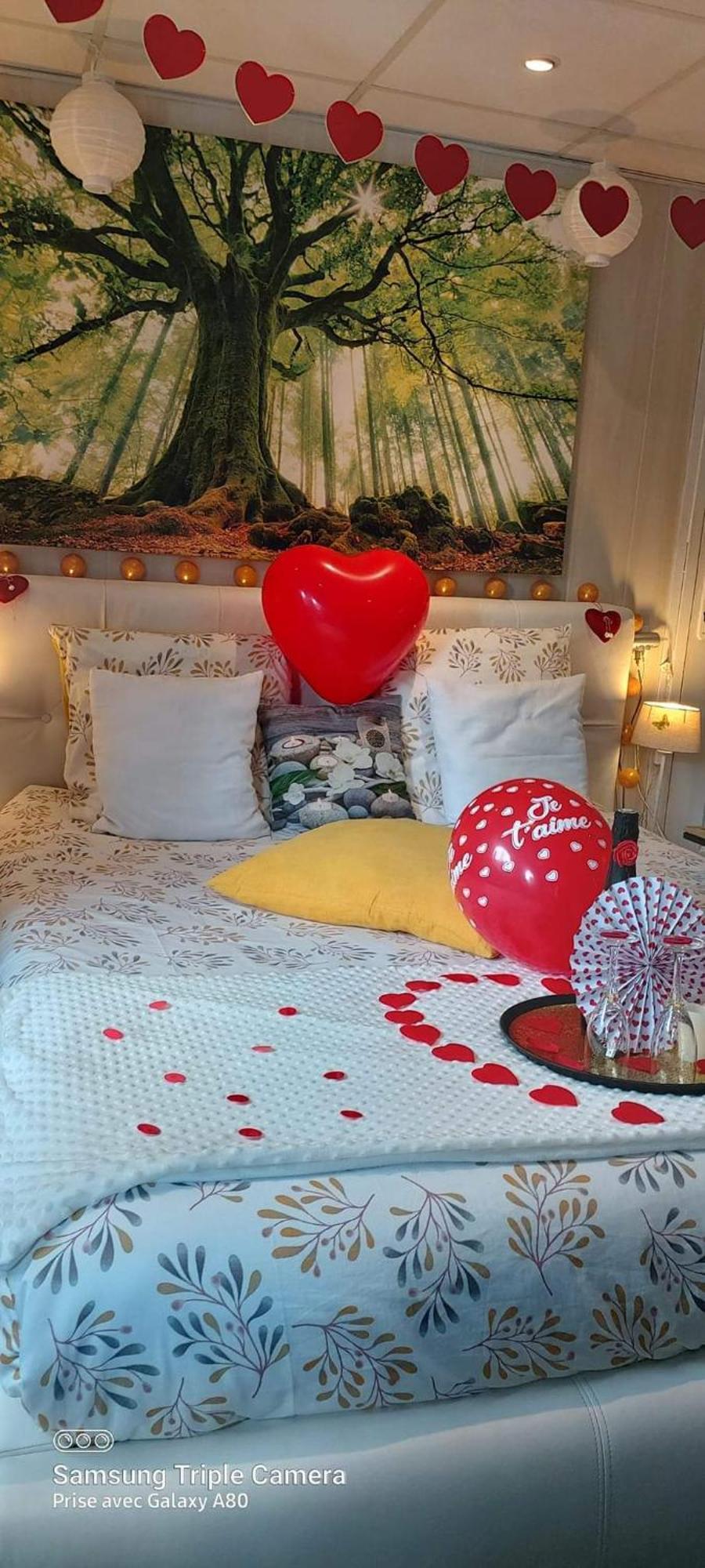 Peniche Morgane 2 Sas Les Betises Hotell Cambrai Exteriör bild